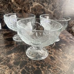 Pasabahce Pressed Glass Ice Cream Bowls Sherbert Dishes Summer Fruit lot of 3