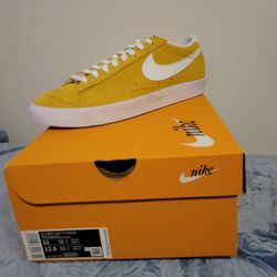 Nike Blazer LOW 77 - Size 11 Mens (DS)