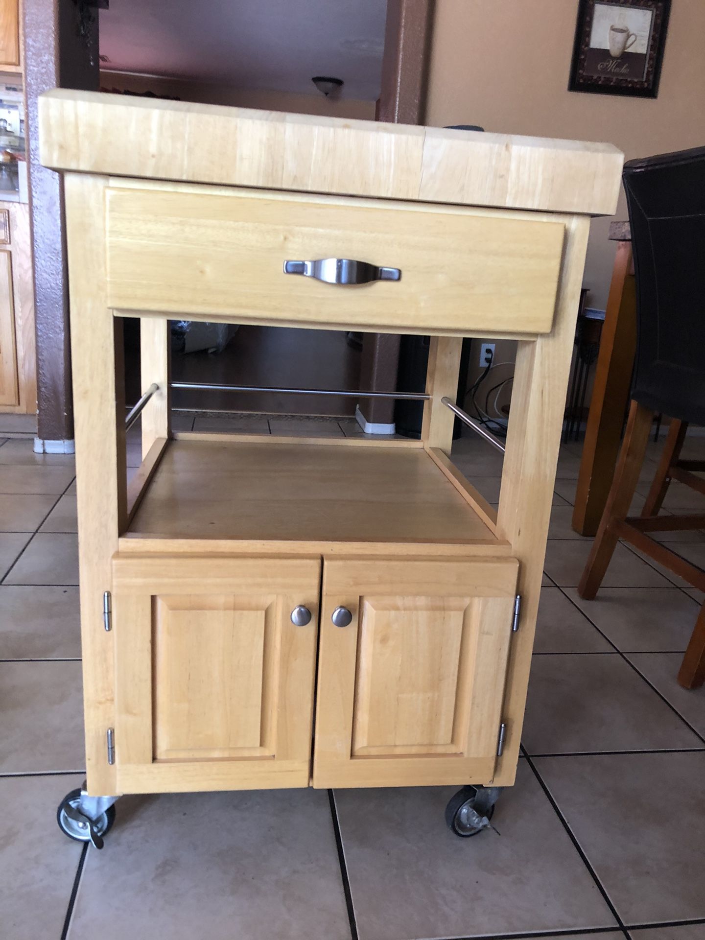 Kitchen drawers