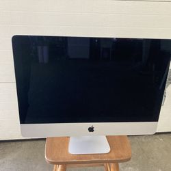 APPLE MONITOR 24 INCH 