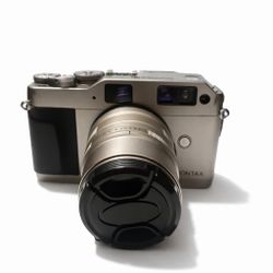 CONTAX G1 Camera With 90mm Lens  