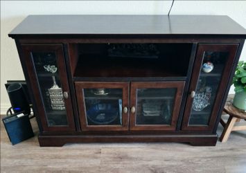 Fellows TV Stand for TVs up to 60"(orig $399)