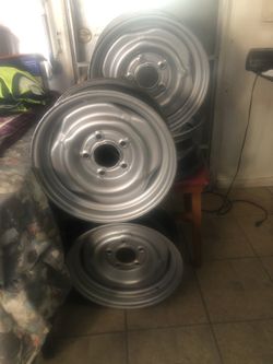 Rines, 15/6, Son Para Chevy,,Yo nesecito 15/8 También Que Sean Para chevy Estoy pidiendo $200