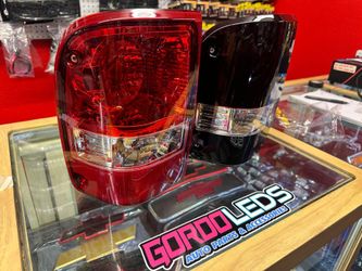 01-11  ford ranger tail lights