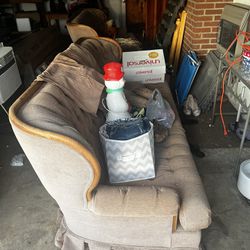 Large Brown vintage Couch, Loveseat And Recliner 