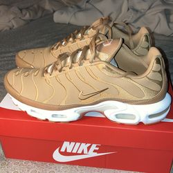Nike air max plus size 11