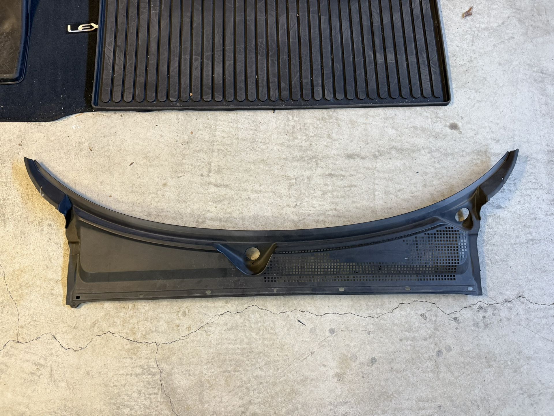 2000-2009 Honda S2000 AP1 AP2 Windshield Wiper Cowl Trim Cover OEM