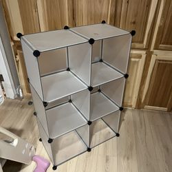 Collapsible And Customizable Shelves