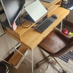 Lillasen Ikea Desk