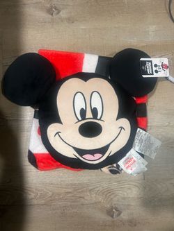 Mickey Mouse blanket & pillow