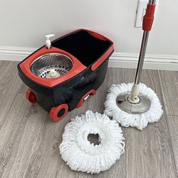 (Brand New) $25 Deluxe Black Spin Mop Wheels and Extended Handle with 2x Microfiber Mop Heads 
