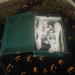Air Jordan 4 