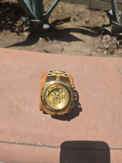 Invicta watch bolt zeus