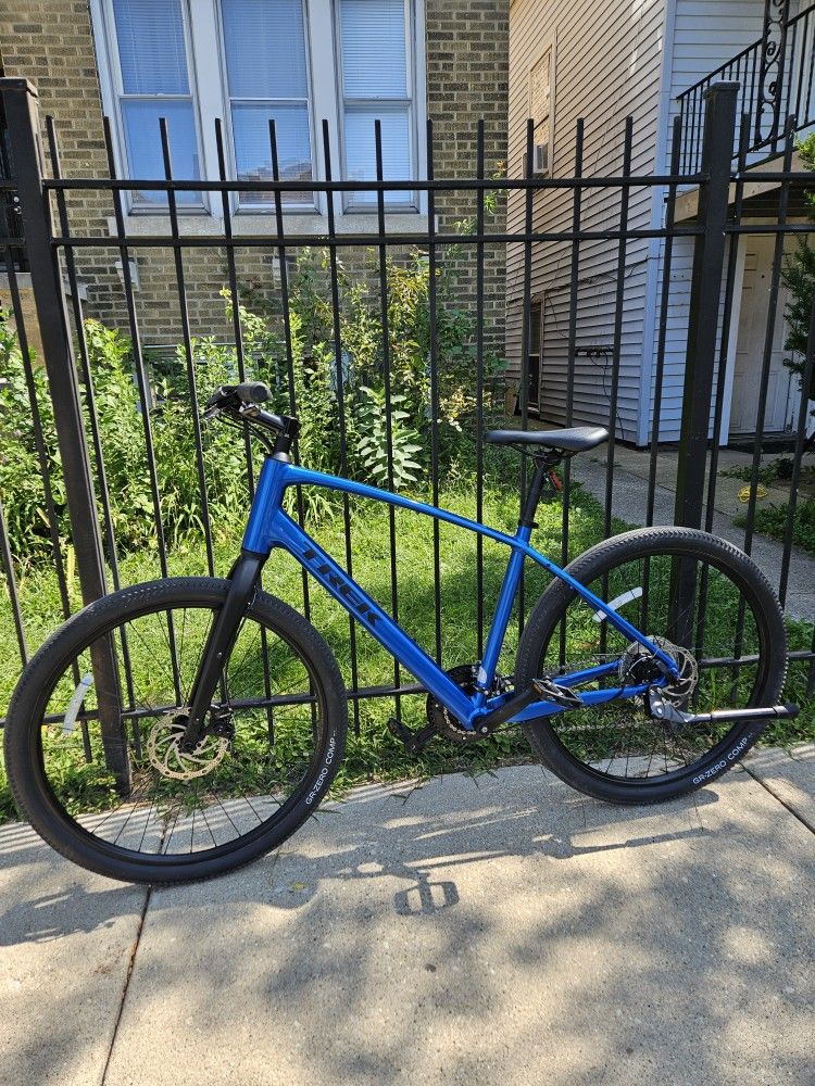New! Trek Dual Sport 1 Hybrid Bike 