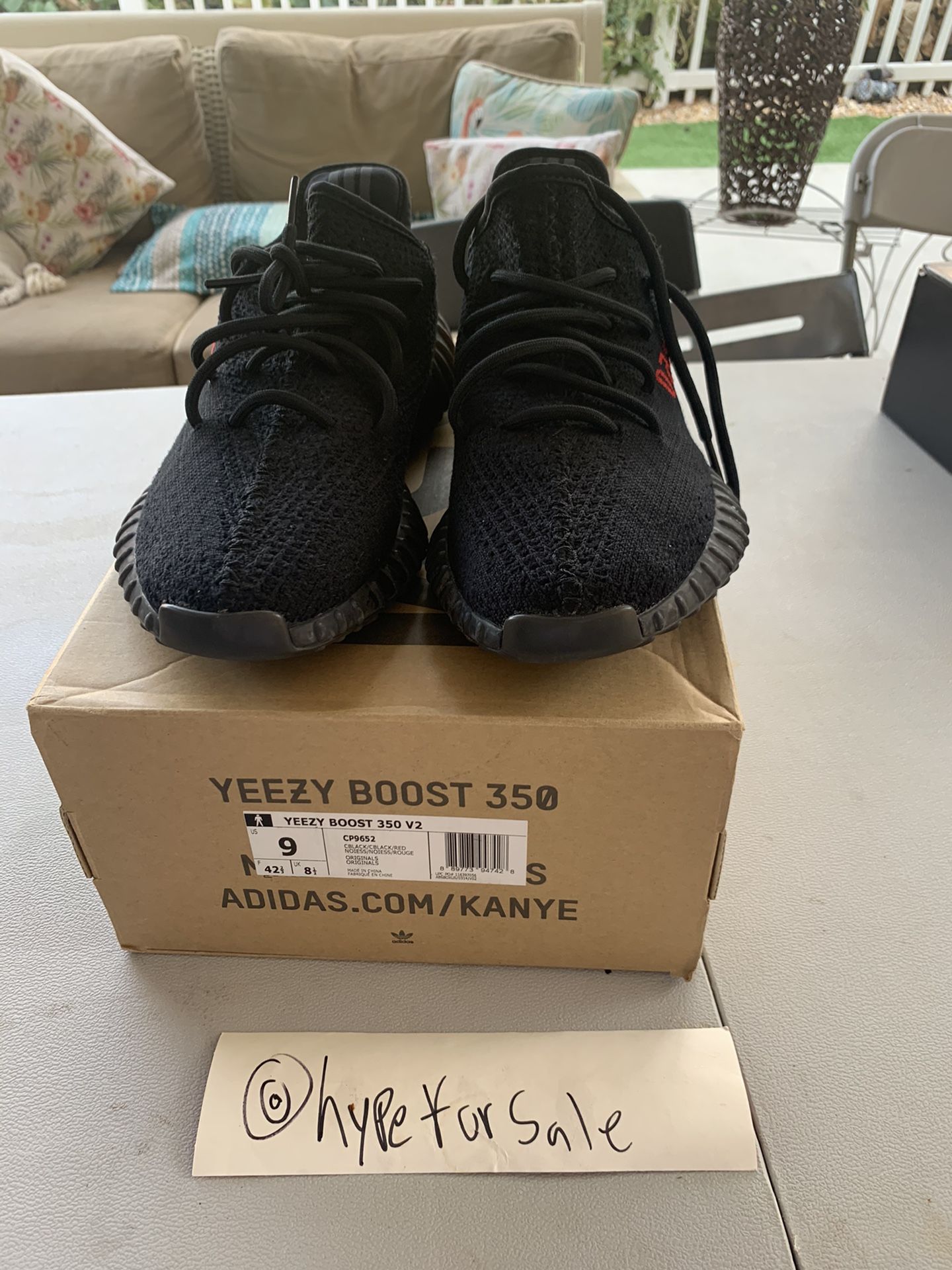 Adidas yeezy boost 350 V2 Black red bred size used