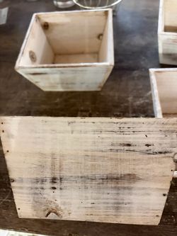 Wood vase for centerpieces