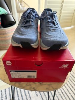 New in box New Balance 1080 V15 size 10 wide 2E