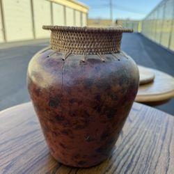 Large Handcrafted Gourd Vase with Woven Rim – 9” Tall