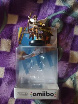 Pit Amiibo With Open Box