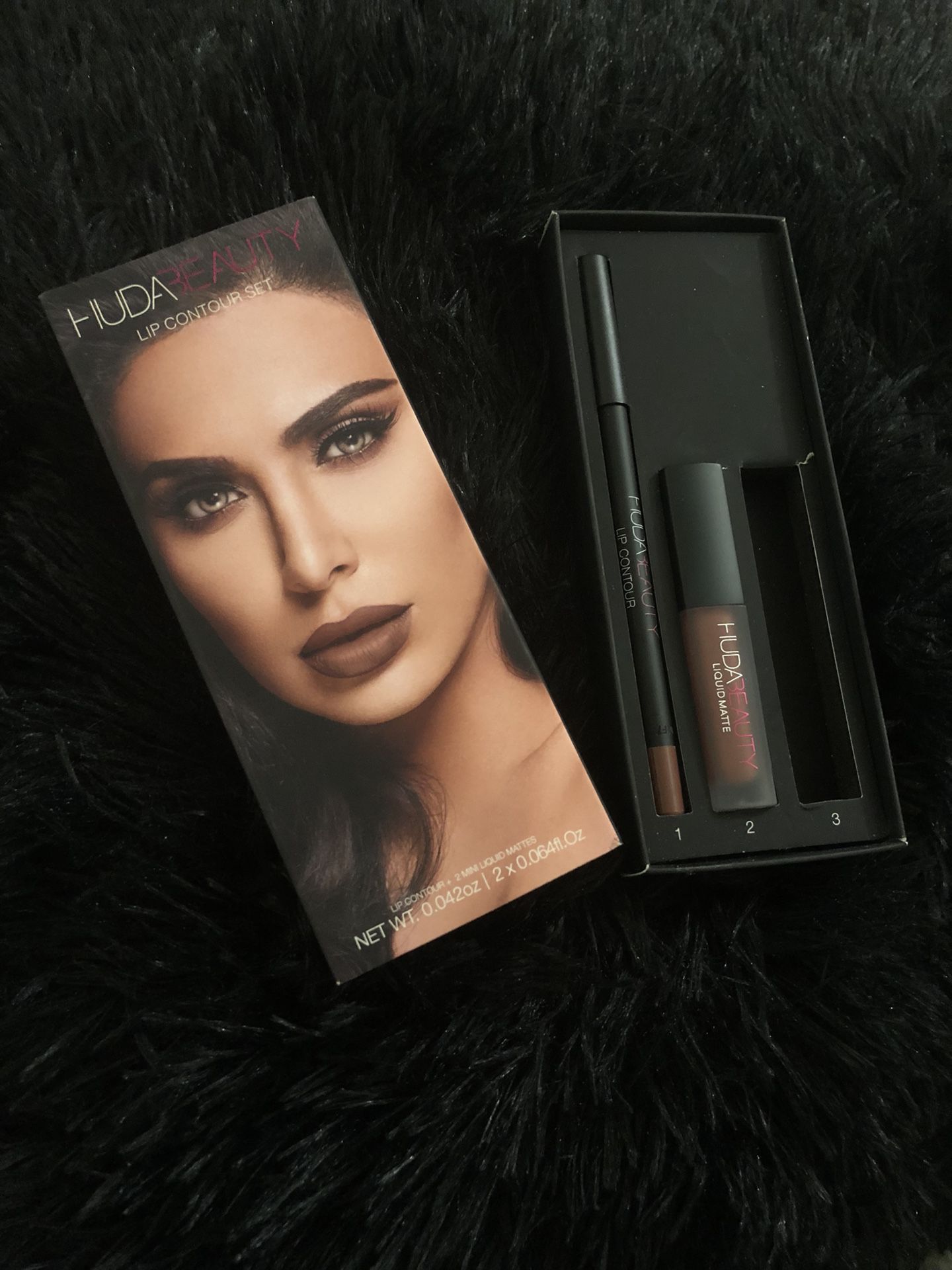 Huda Beauty Lip Kit