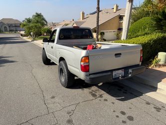 Tacoma 2001