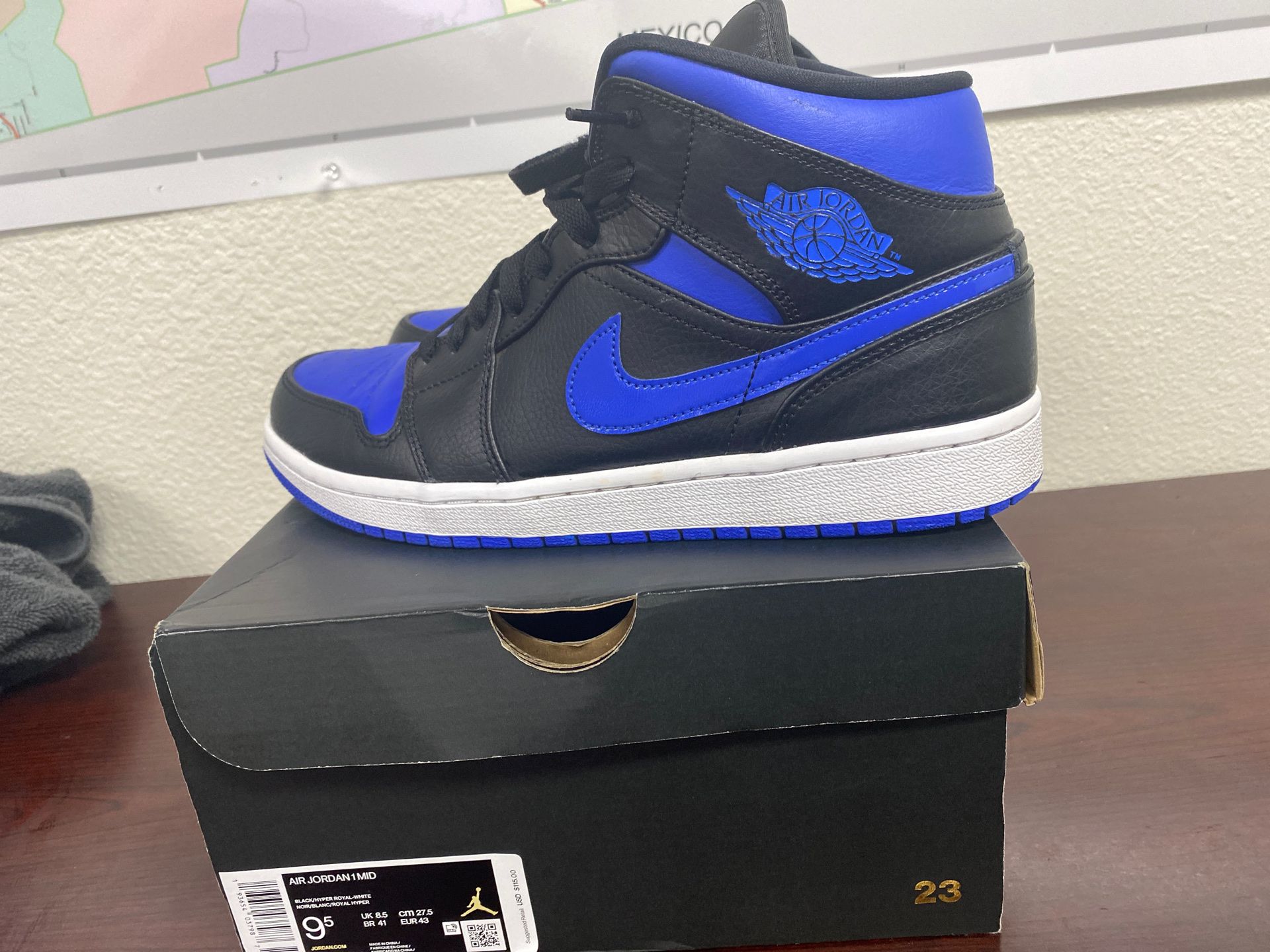 Air Jordan 1 mid