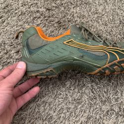 Green And Orange Puma’s Mens 12