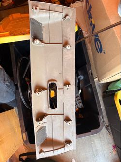 Glove box