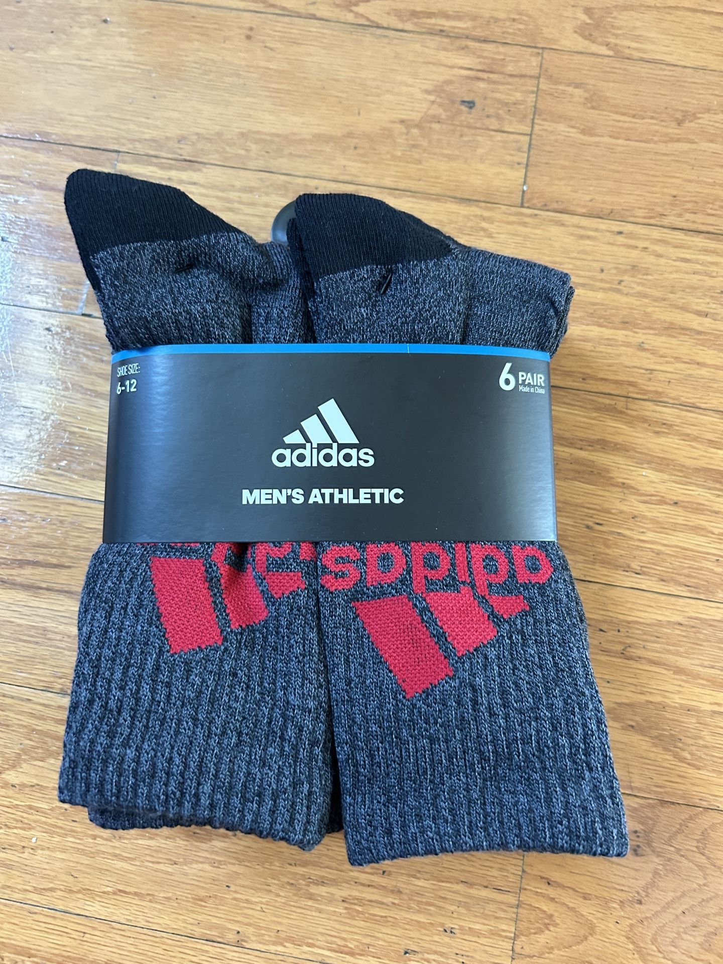 NWT Adidas men's athletic socks 6 pairs