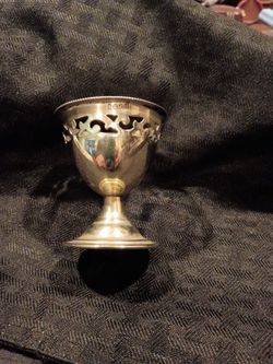 Polished silver egg cup.