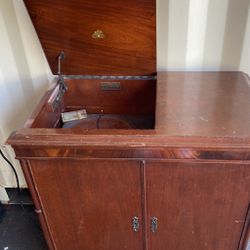 Classical Stand- Delivery Included
