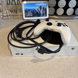 Xbox Series S 512 GB W/ Controller