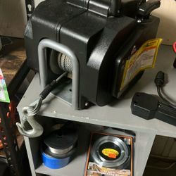 Haul Master 12 Volt Winch With Mount