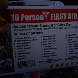 10 person first  aid kit