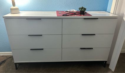 White 6-Drawer Dresser with Black Handles