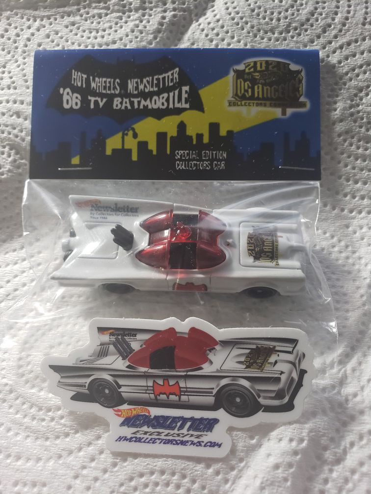 Hot Wheels Newsletter Convention Batmobile and Sticker $100 obo