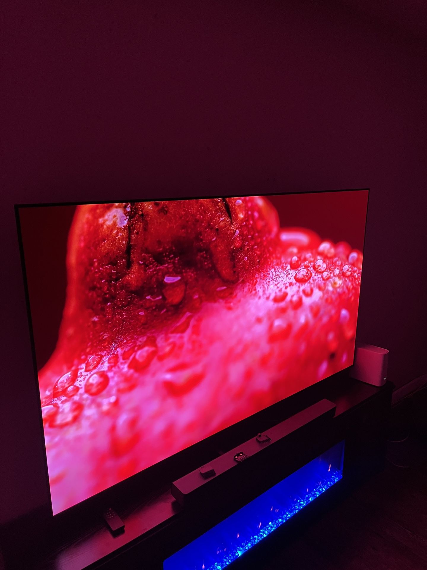 “77” Samsung S90C Oled