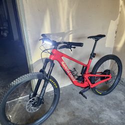 2024 Santa Cruz 5010 Carbon C Large Red Bike