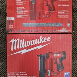 Milwaukee M12 12-Volt Lithium-Ion Cordless 23ga Pin Nailer (Tool-Only)