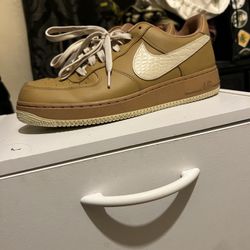 Nike Air Force 1 Low Elemental Gold Light Cream for Sale in Westview, FL -  OfferUp