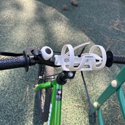 2 Kids Bike In Great Condition With Water Bottle Holder & Bell