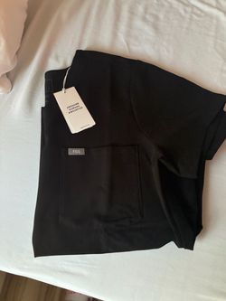 Figs scrubs