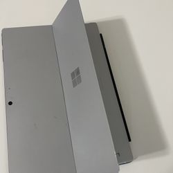 2020 Microsoft Surface Pro 7 With Keyboard