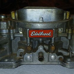 Edelbrock 1405 Performer Series 600 CFM 4-Barrel Carburetor 200 OBO