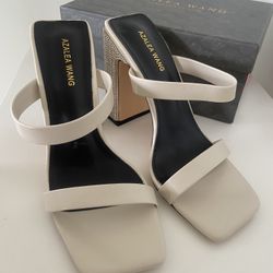 Women Heels (size 6) New