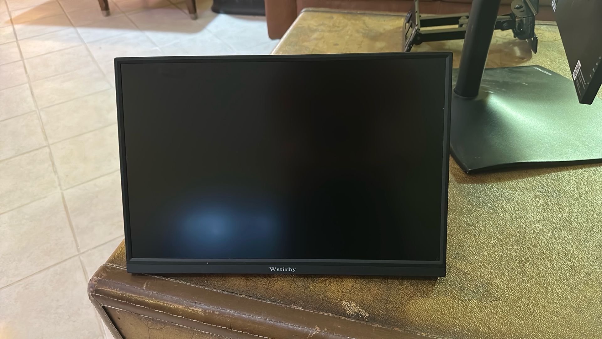 Wstirhy Monitor