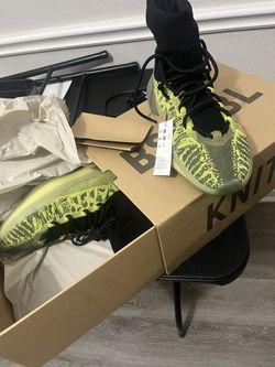 Bball Shoes Size 11 Yeezy