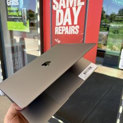 $85 To Finance - MacBook Air (2020) 512GB