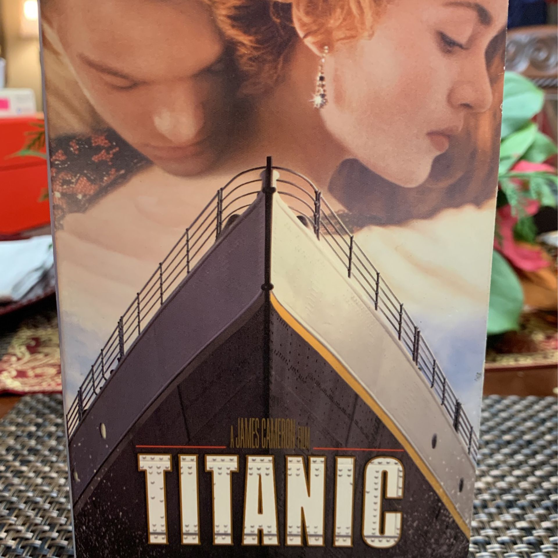 titanic VHS