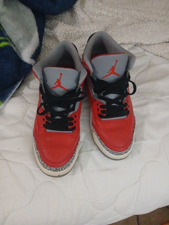 Jordan 3s